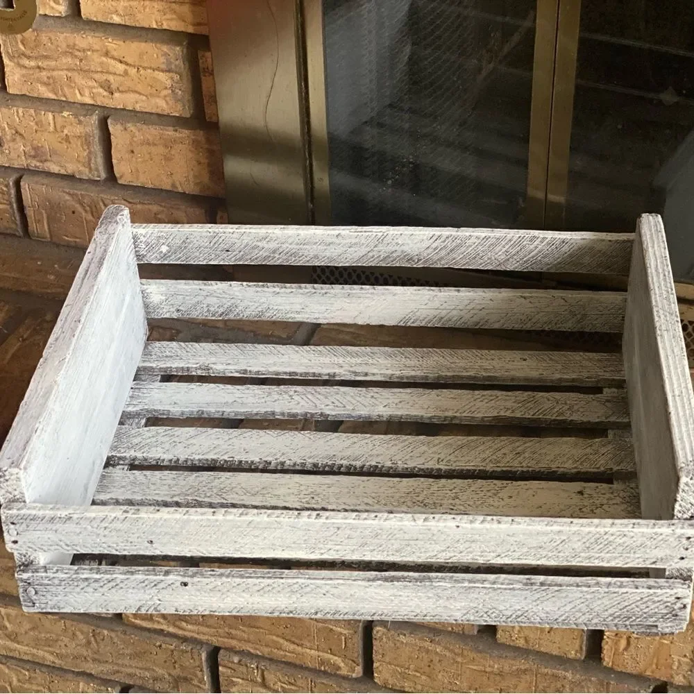 ‎Decorative wood crate